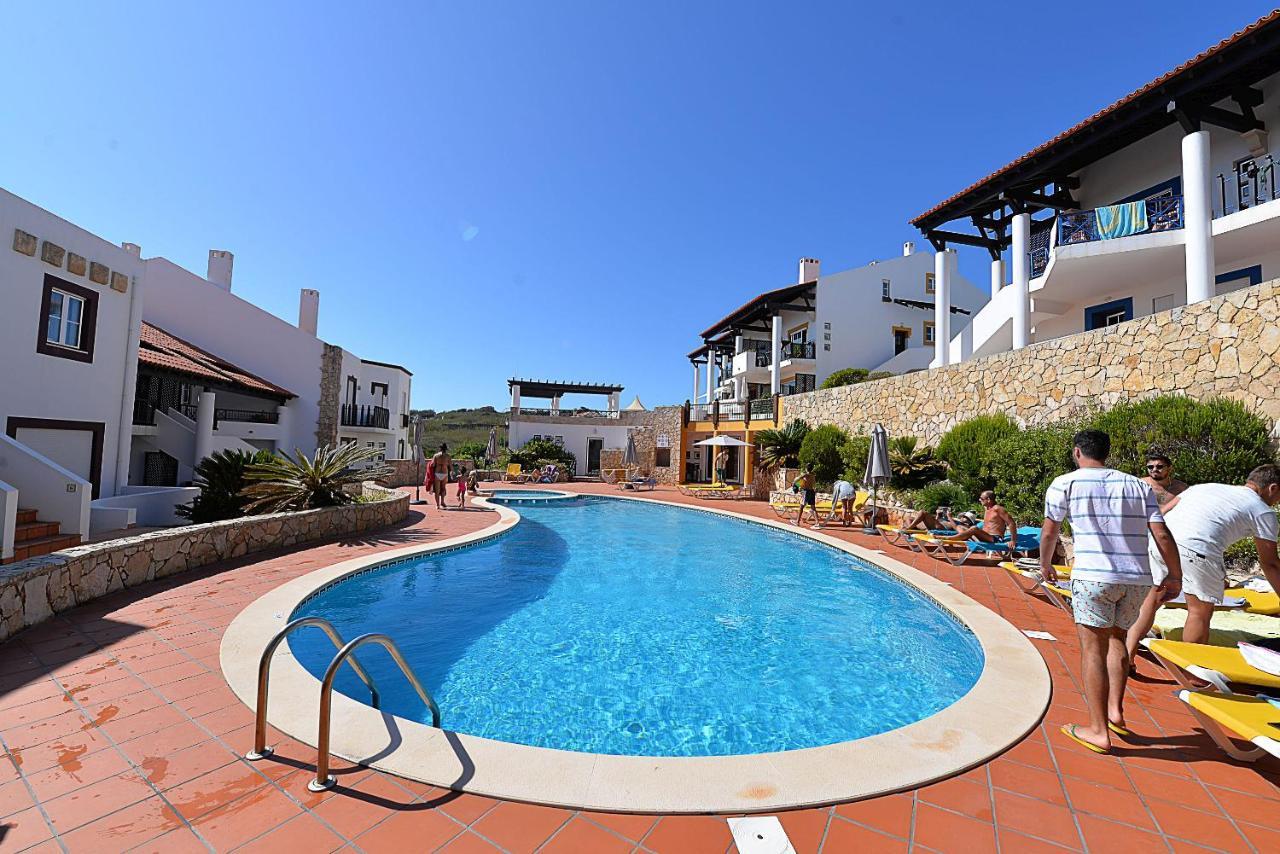 Paddle - Sea View Apartment With 3 Pools, Tennis & Squash Court เซามาร์ทินโญโดปอร์โต ภายนอก รูปภาพ